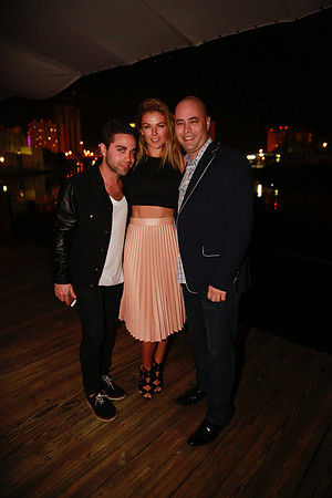 Serinda Swan & Eloy Yunexy